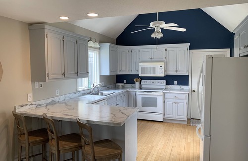 Eastham House | Eastham, 4BR, backs up to National seashore, water views of Salt Pond Bay