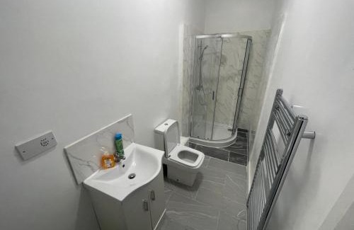 Manchester House | Easy home