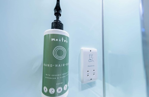 Leeds City Center Hotel | easyHotel Leeds