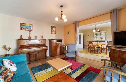 Toulon Apartment | Eau vive