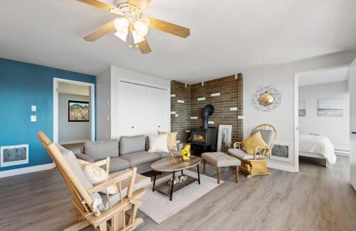 Oak Harbor House | Ebey Landing Ocean View Retreat on Whidbey Island