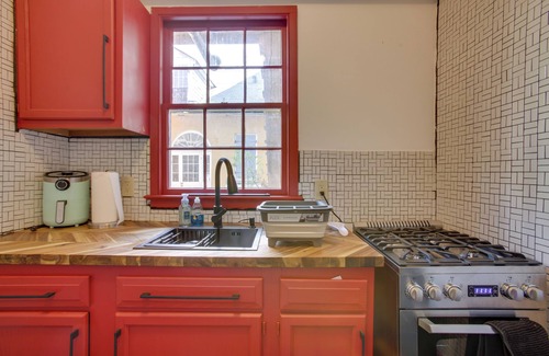French Quarter Apartment | Eclectic Central New Orleans Vacation Rental!
