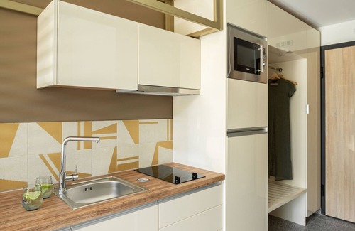 Toroni House | Eco Green Residences & Suites