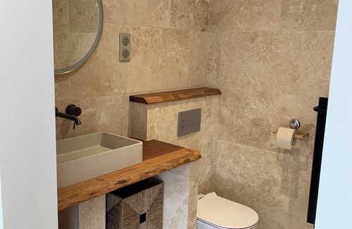 Houilles Bed & Breakfast | Eco Studio with breakfast and terrace 17km from central Paris