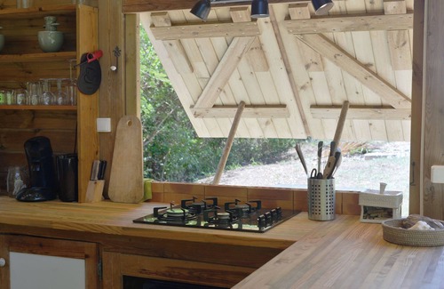 Saint-Louis House | Ecolodge Laïloas: Nice bungalow in a tropical garden with jacuzzi