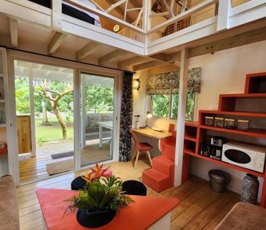 Teva I Uta House | Ecolodge Mata Api Bungalow Hibiscus