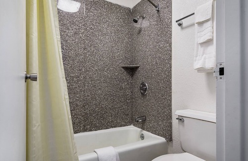 Asheboro Hotel | Econo Lodge Asheboro