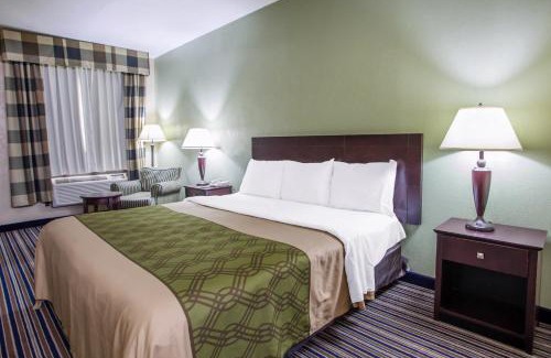 Belton Hotel | Econo Lodge Belton - Kansas City South
