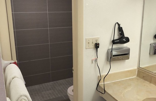 Fort Myers Hotel | Econo Lodge Fort Myers North