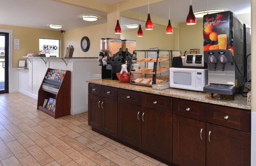 Tri-Cities Hotel | Econo Lodge Kennewick Tri-Cities