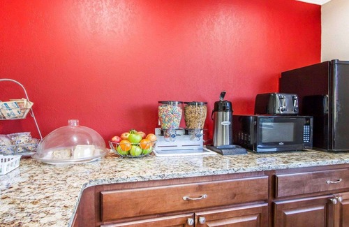 Lanett Hotel | Econo Lodge Lanett