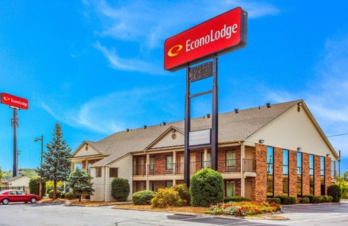 Lebanon Cabin | Econo Lodge Lebanon