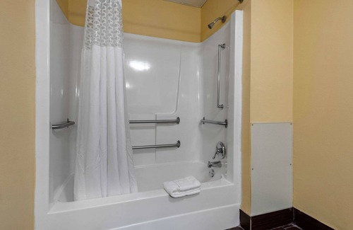 Lexington Hotel | Econo Lodge Lexington Southeast