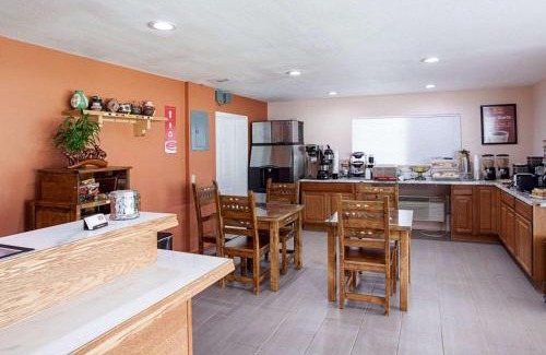 Phillipsburg Hotel | Econo Lodge Phillipsburg