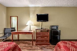 Athens Cabin | Econo Lodge