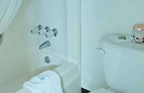 San Angelo Hotel | Econo Lodge