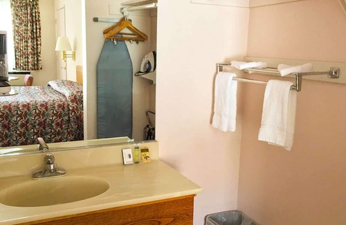 Sylmar Hotel | Economy Inn Motel Sylmar