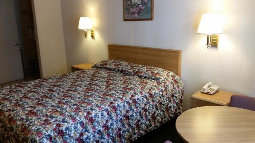 Sylmar Hotel | Economy Inn Motel