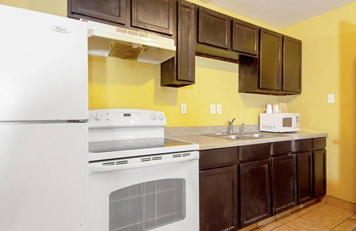 Southridge Hotel | Economy Inn & Suites