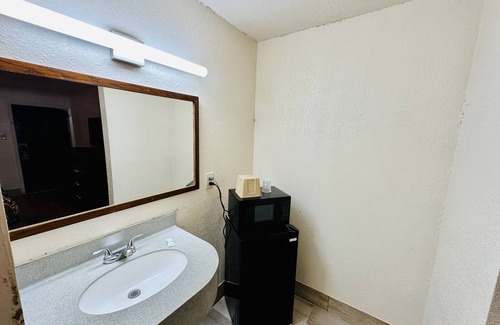 Bayou Cane Hotel | Economy Inn