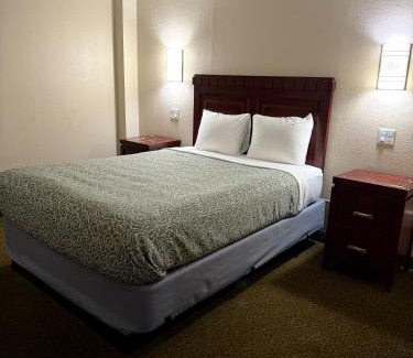 Overlook Hotel | Economy Inn