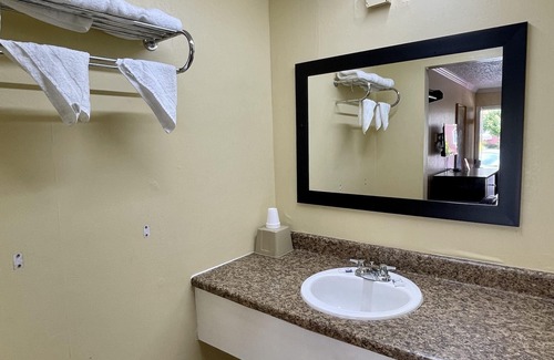 Galloway Hotel | Economy Motel