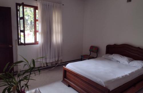 Dagua House | ecopolis hospedaje casa grande en El Queremal