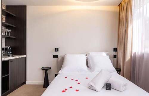 Villette Gare Apartment | Ecrin Romantique, Suite d'exception avec balnéo