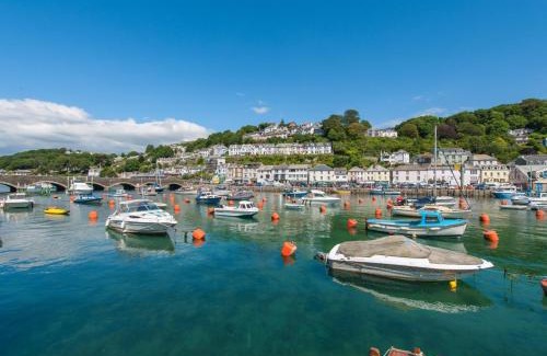 West Looe Apartment | Eddystone Lemain Garden Apts