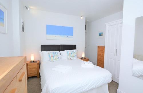 West Looe Apartment | Eddystone Lemain Garden Apts