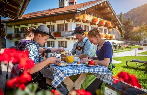 Fischhausen Apartment | Edelweiss vacation apartment - The Anderlbauer by the lake