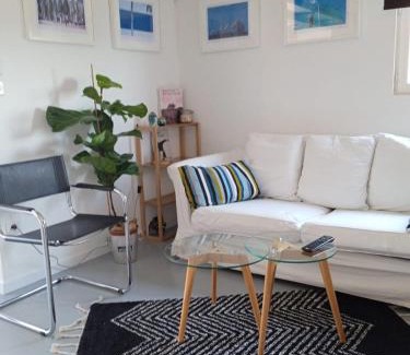 Albi House | Eden 122