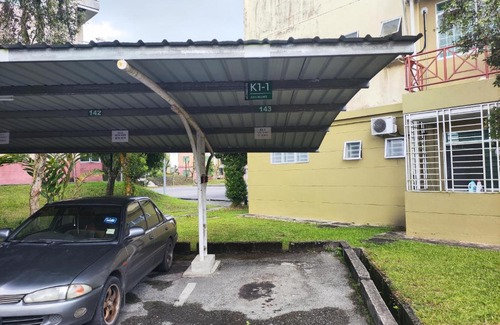 Richmond Hill Apartment | Eden 8pax 3Rooms apartment near Kuching Airport