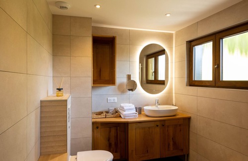 Wasserbourg Ski Chalet | Eden du Boenlesgrab