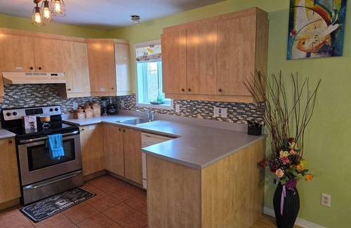 Vaudreuil House | Eden House