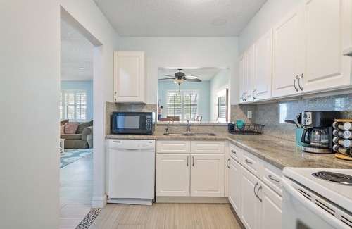 Lauderdale-by-the-Sea Apartment | Eden's Reef dot com: 3bed/3bath