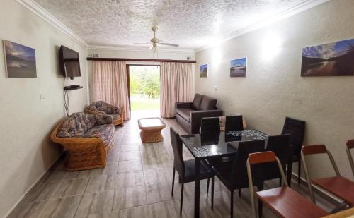 Port Edward Apartment | Eden Wilds Unit 48 & 47 & 31