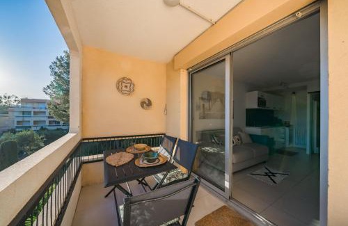 Boulouris-sur-Mer Apartment | Edenesterel