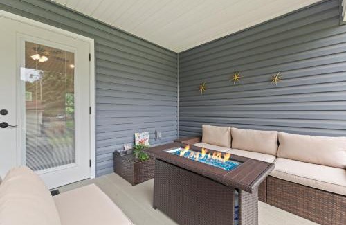 Jeffersonville - Clarksville House | Edgewood - Work Friendly & Near Downtown