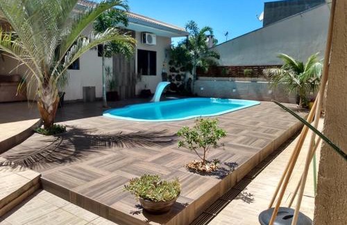 Foz do Iguacu House | Edicula com um quarto banheiro e piscina e lazer
