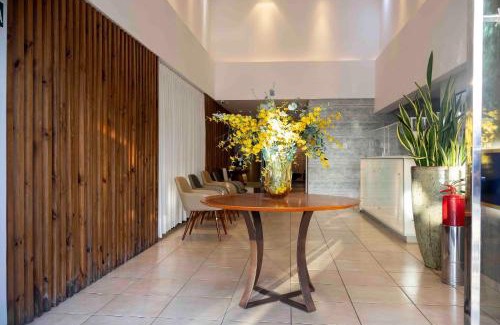 Santana Apartment | Edifício Celita Franca