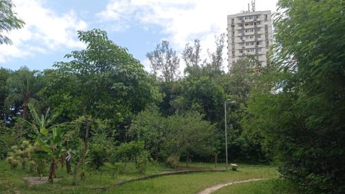 Barra da Tijuca Apartment | Edifício Sernambetiba