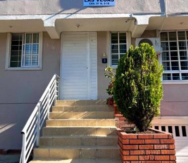 Cali Apartment | Edificio Las Vegas Apto privado a 15 min de Clínica Valle del Lili y Univalle a 5 min de Unicentro