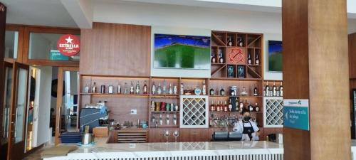 Manta Apartment | Edificio Poseidon Depto. Vista Lateral al Mar