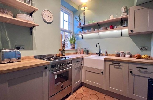 Frome House | Edwardian Town House - Garden & Cinema
