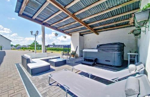 Buellingen House | Eiflia- Im Warchetal