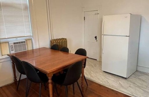 Chillicothe House | Eighty Three-Historic Downtown