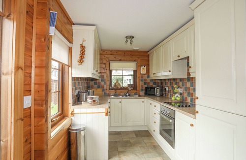 Menai Bridge Cottage | Eirianfa
