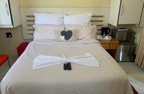 Vanderbijlpark Bed & Breakfast | Ekaya Palace Guest House