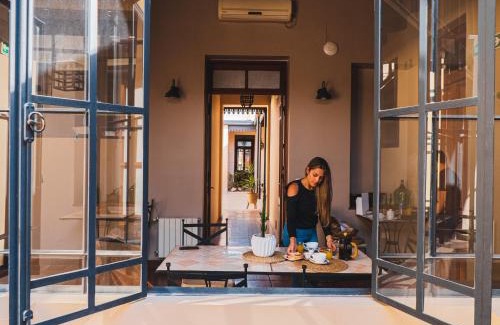 Barrio Centro Hotel | El Arribo Hotel